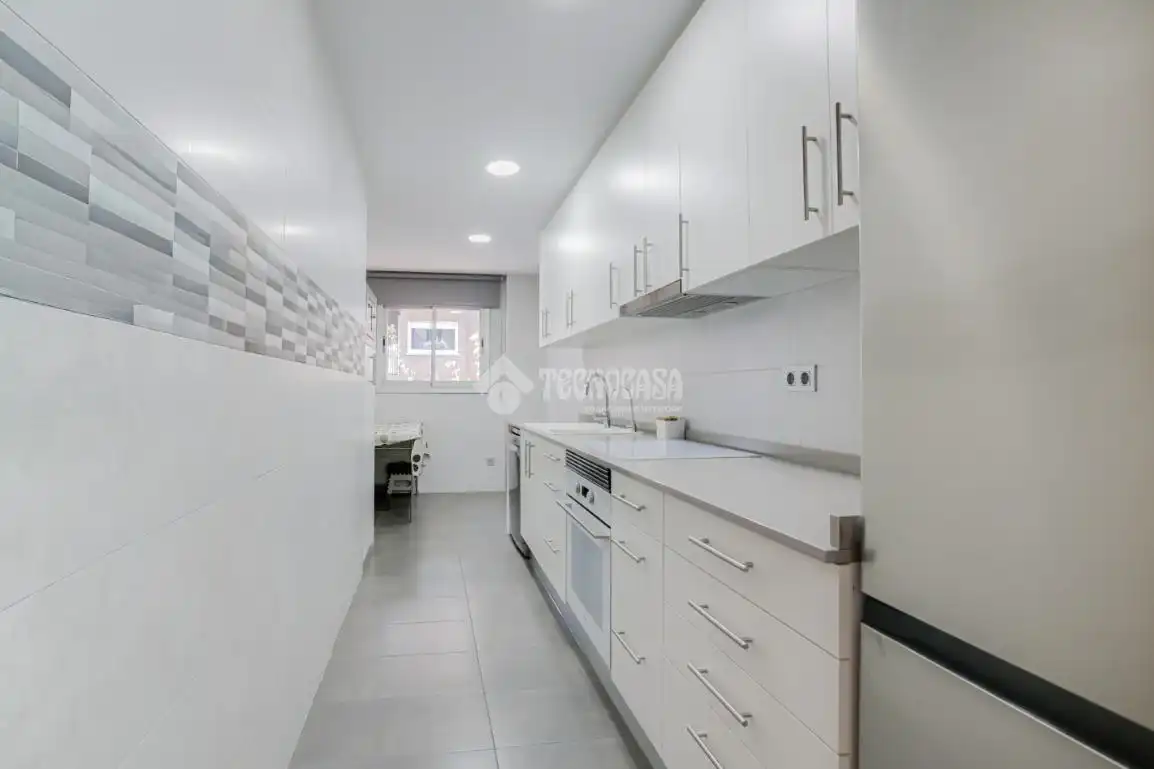 Piso con terraza en venta en Can Mas, imagen 14