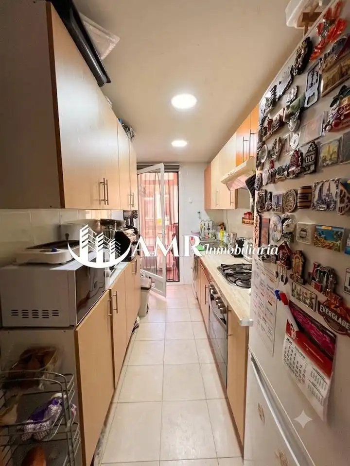 Cocina de Piso en venta en Parla con Aire acondicionado, Calefacción y Trastero