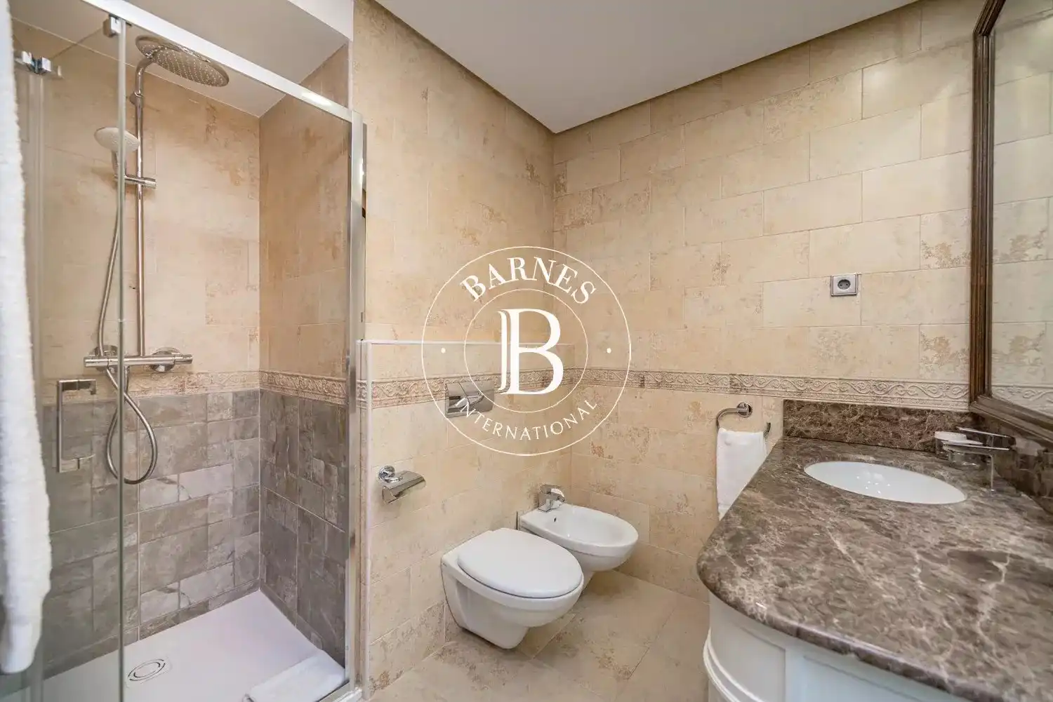 Badezimmer von Wohnung zur Miete in Tetuán