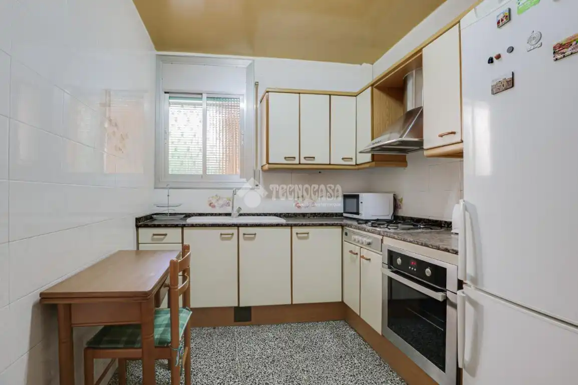 Cuina de Casa adosada en venda en Gavà amb Terrassa