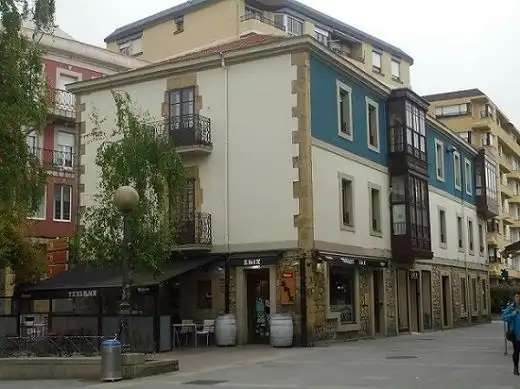 Piso en venta en Avenida Basagoiti, Centro - Puerto Viejo