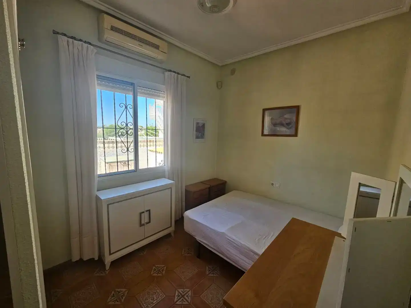 Dormitori de Casa o xalet en venda en Rojales amb Aire condicionat, Jardí privat i Piscina