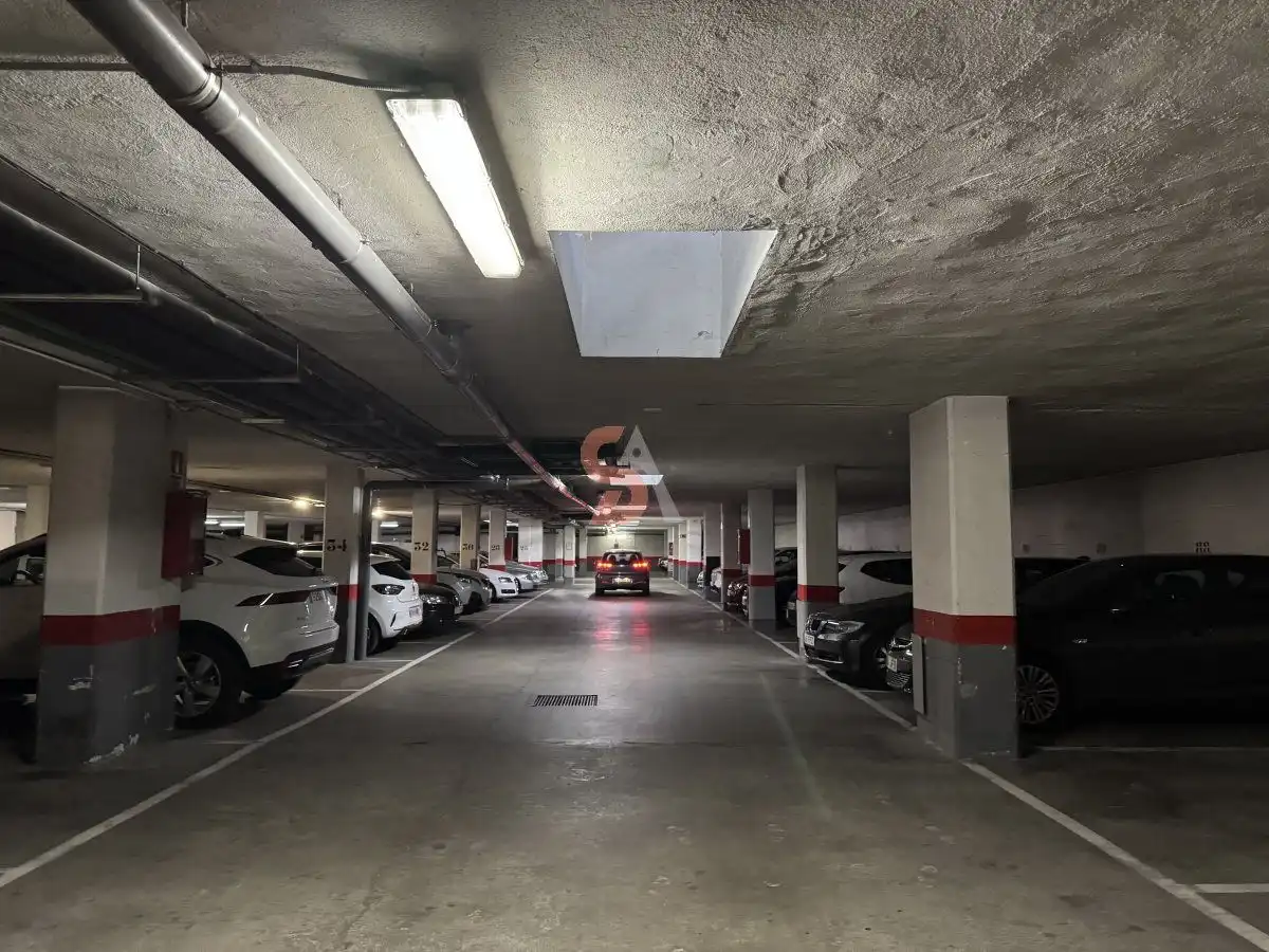 Aparcament de Pis en venda en Valladolid amb Aire condicionat, Calefacció i Terrassa