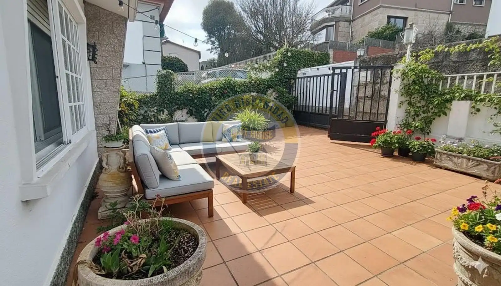 Terrace of Houses for sale in Vigo   with Private garden