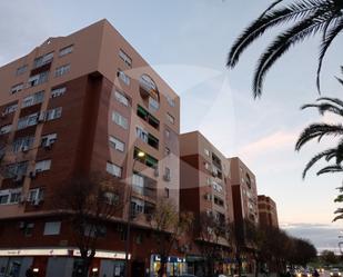Exterior view of Flat to rent in Badajoz Capital  with Air Conditioner