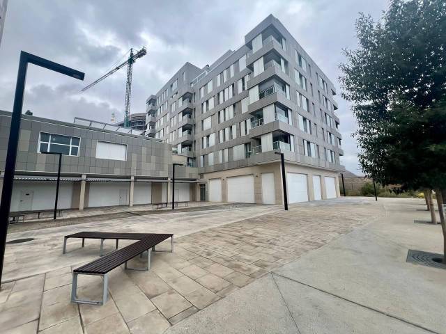 Local comercial en Alquiler en Calle SOFIA NAVARRO BELLO(PART) en Negrín