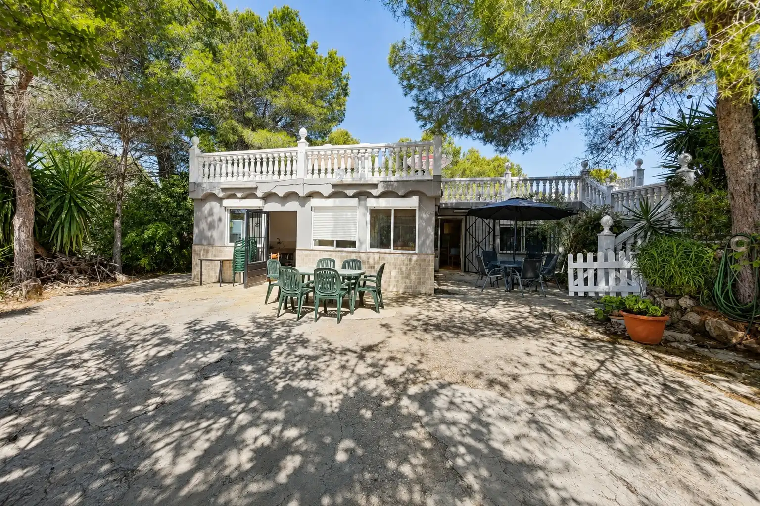 Jardí de Casa o xalet en venda en Alberic amb Jardí privat, Terrassa i Traster