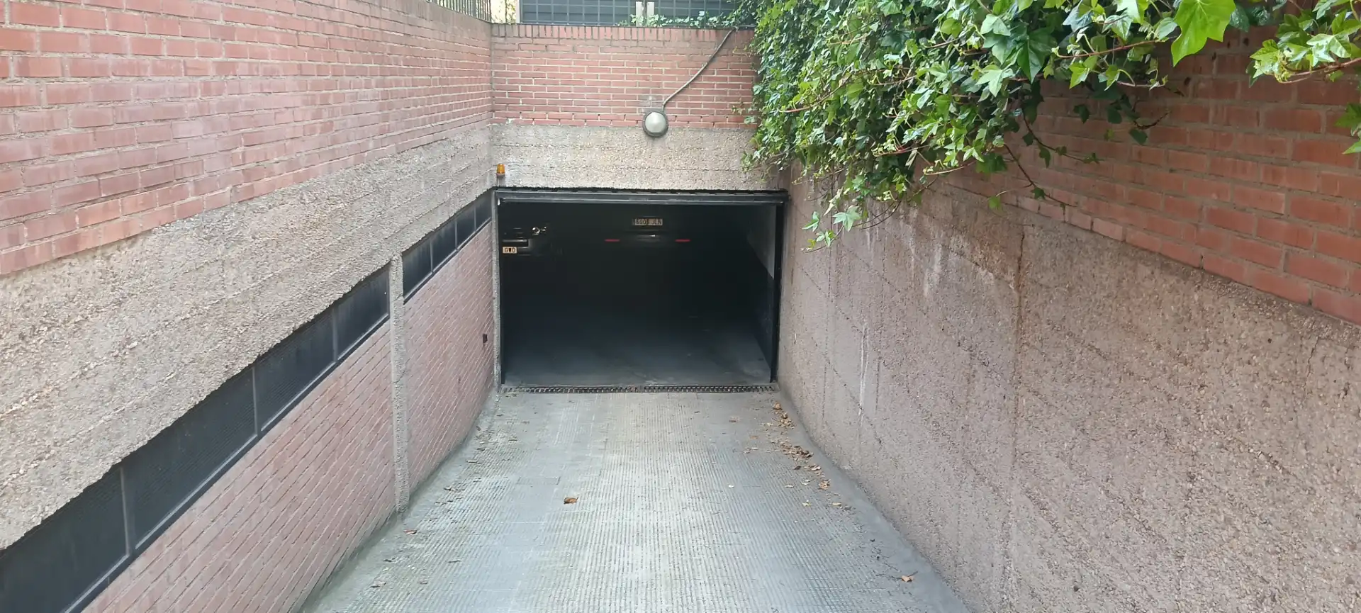 Aparcament de Garatge en venda en Madrid