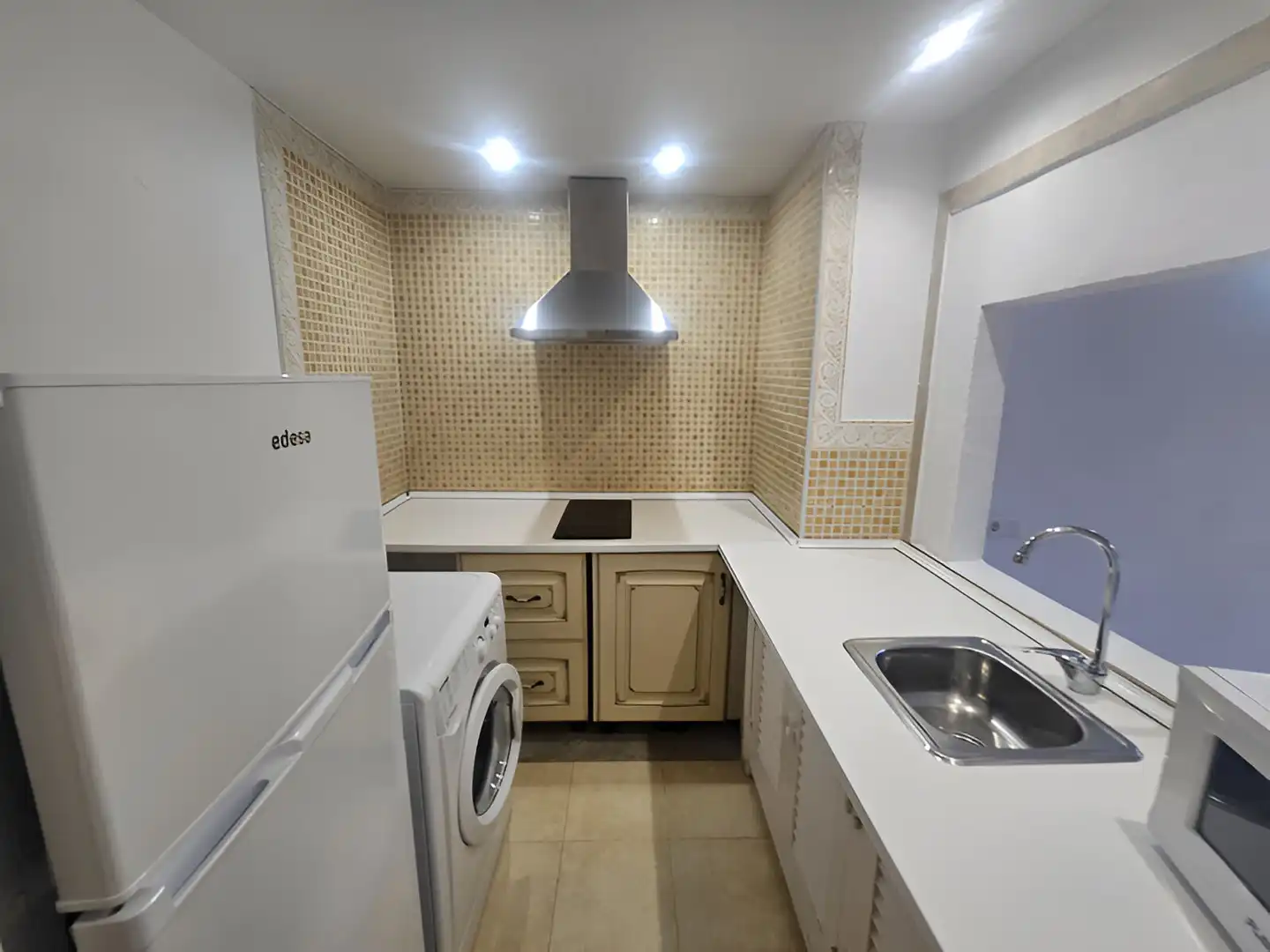 Apartamento con piscina en venta en Calahonda, imagen 31