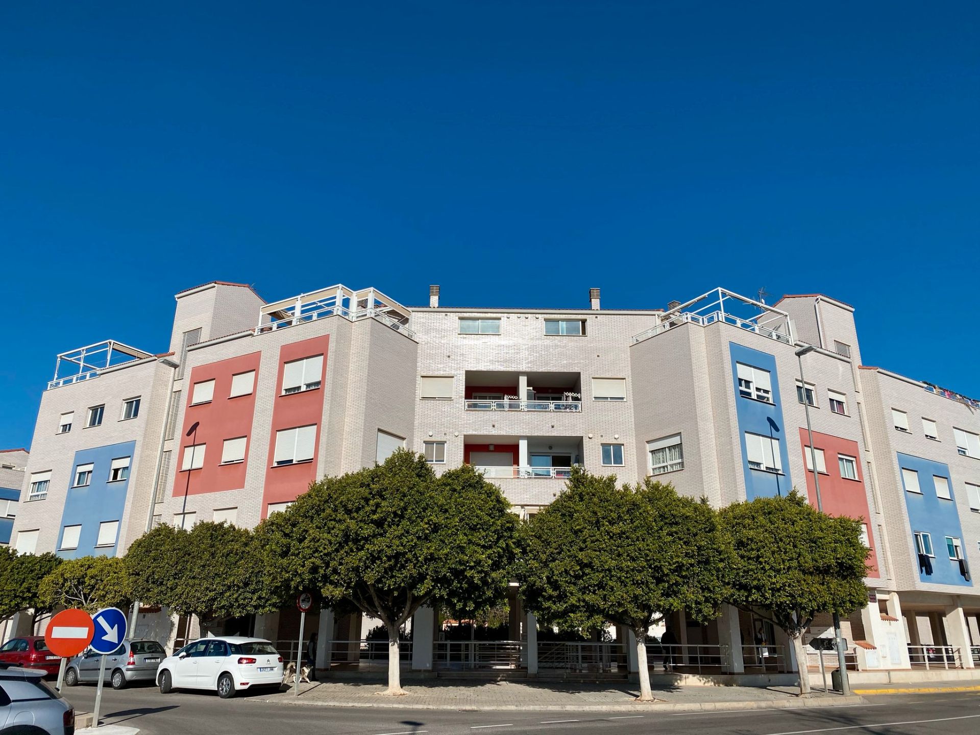 Exterior view of Flat for sale in Castellón de la Plana / Castelló de la Plana  with Air Conditioner, Storage room and Furnished