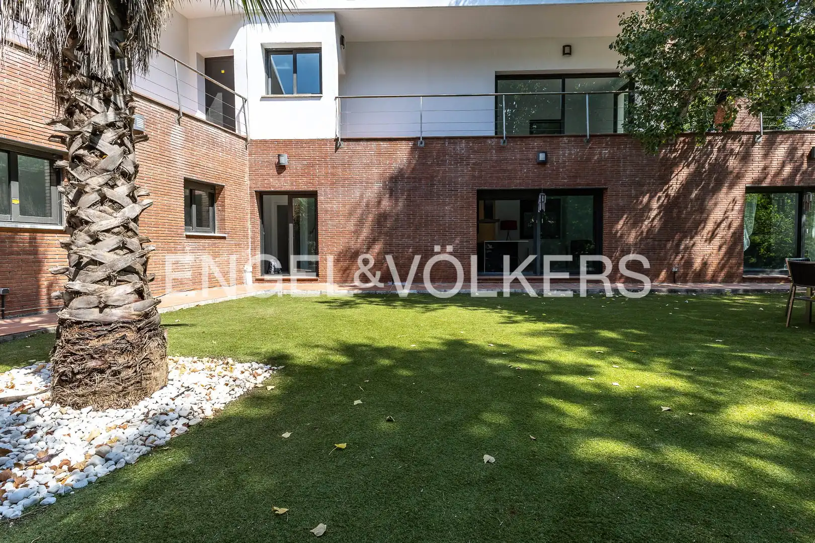Casa con piscina en venta en Les Planes, imagen 3