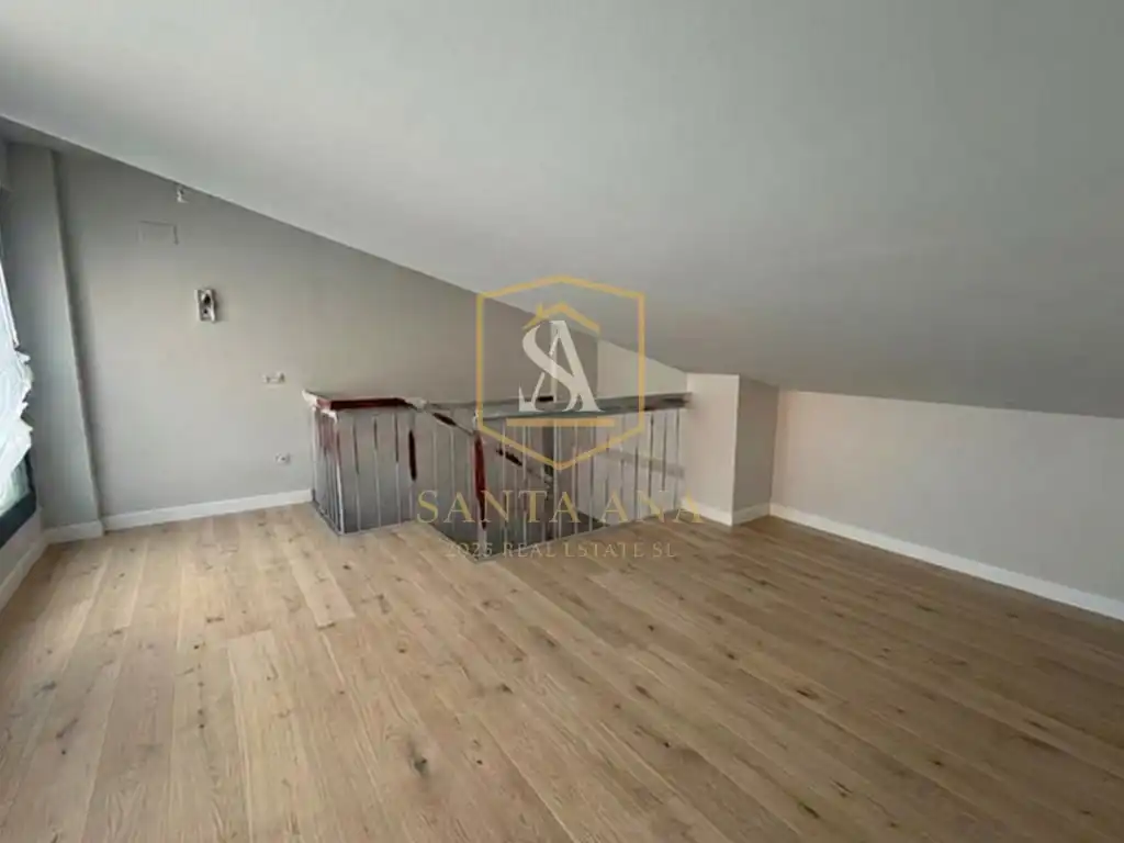 Casa o xalet en venda en Badalona amb Aire condicionat, Calefacció i Terrassa