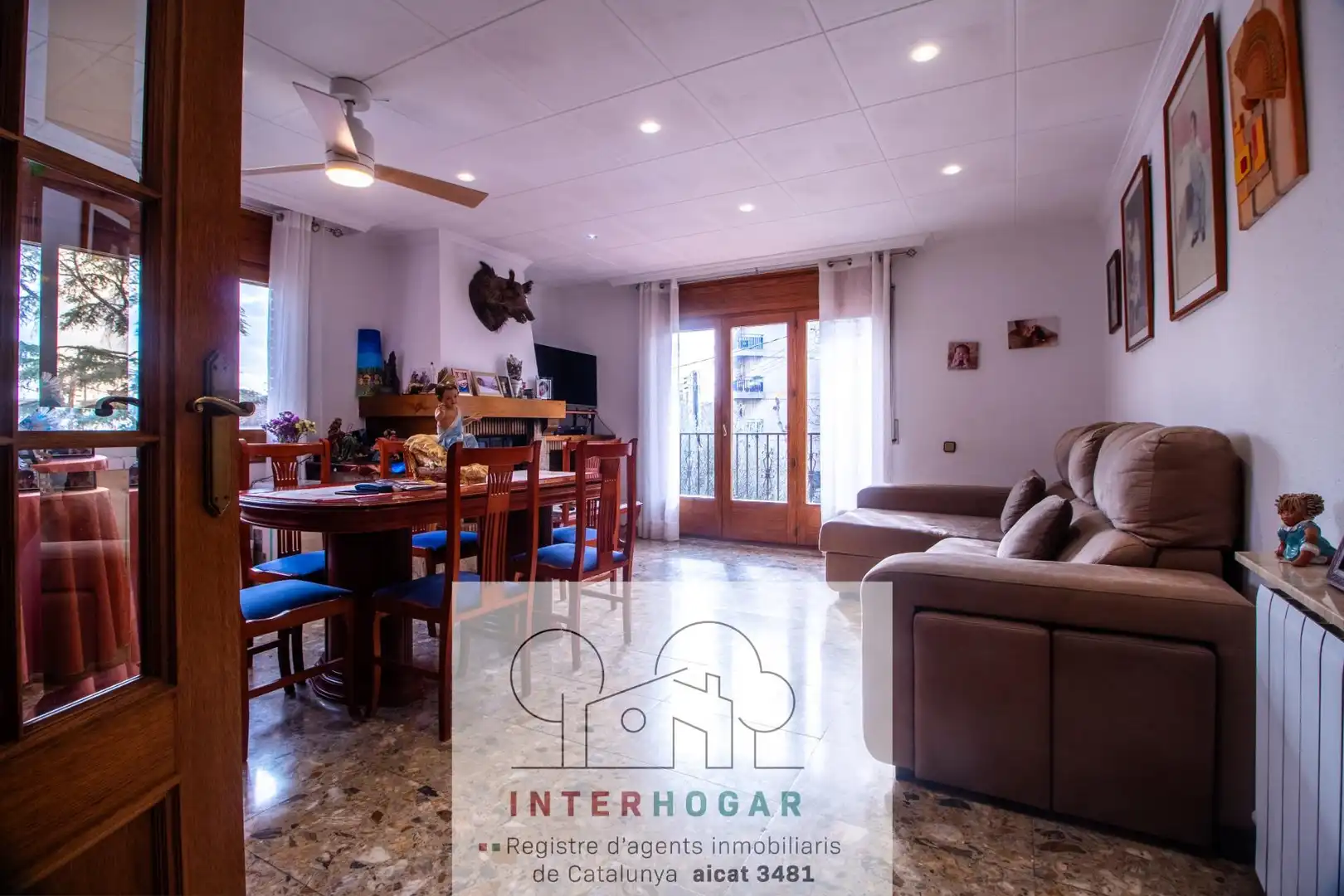 Living room of Houses for sale in Cerdanyola del Vallès