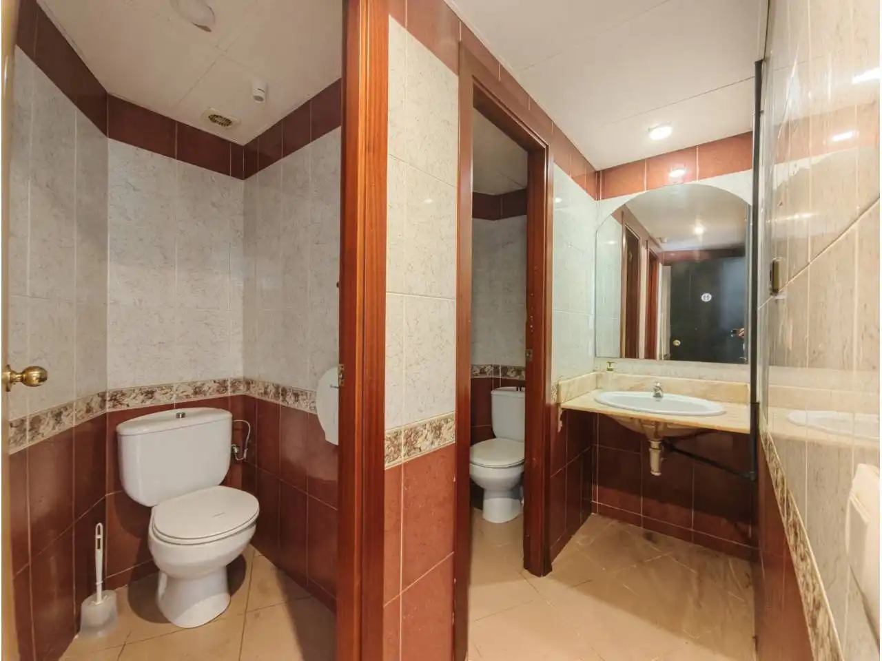 Business premises to rent in Calle Tapioles, imagen 5