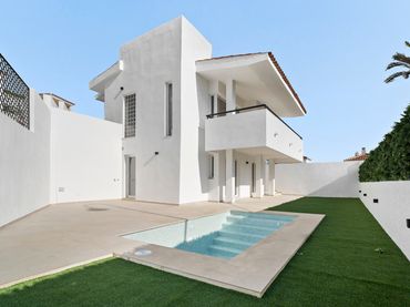 Villa avec piscine à vendre à Urbanización Media Legua