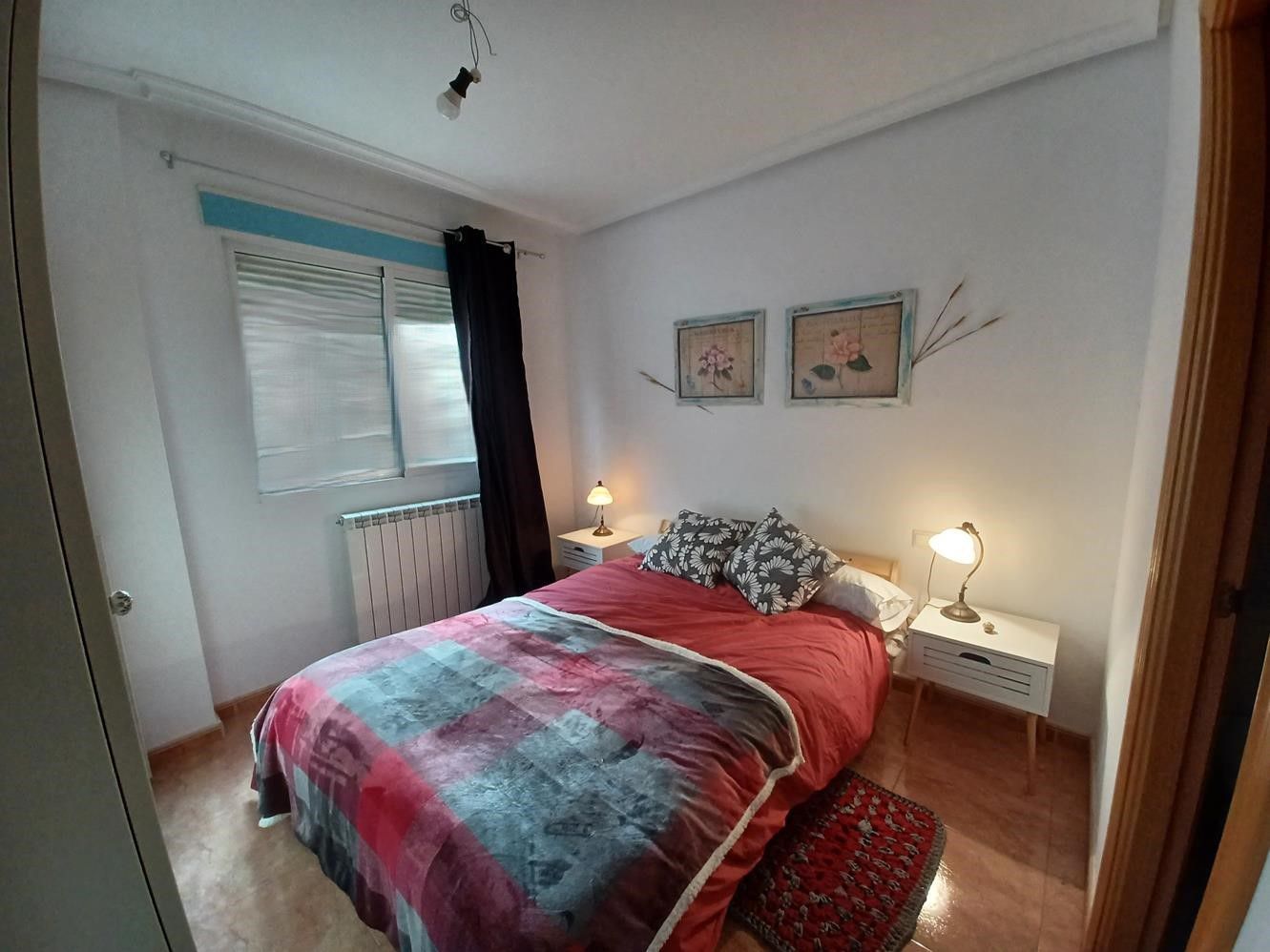 Dormitori de Pis en venda en La Roda amb Calefacció i Traster