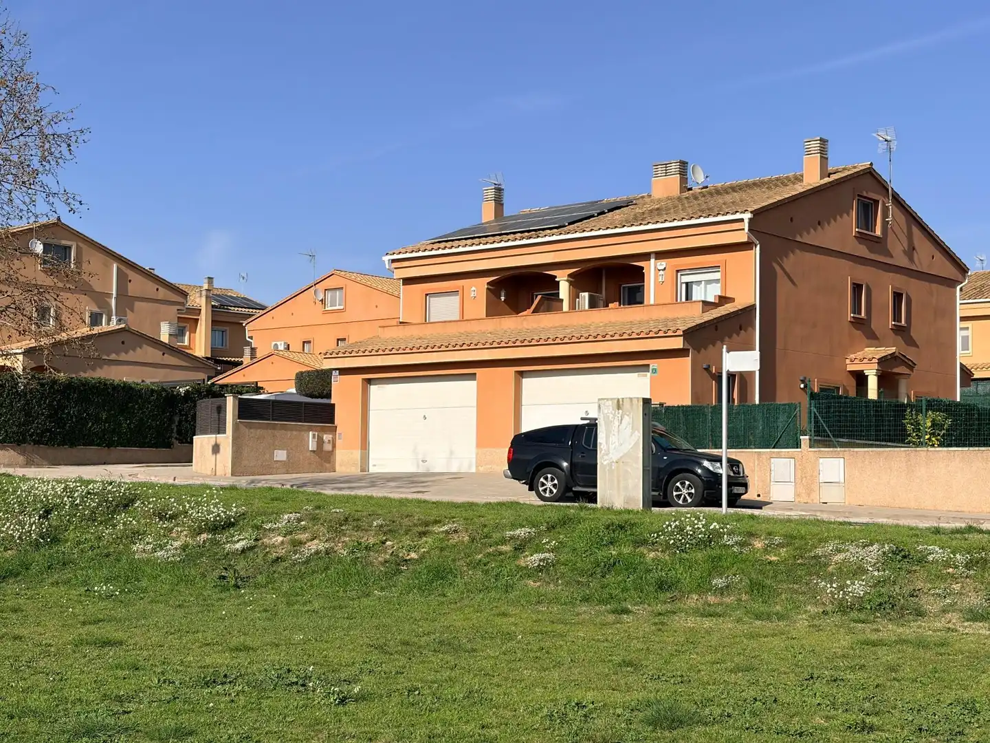 Exterior view of Houses for sale in El Far d'Empordà  with Air Conditioner, Heating and Private garden