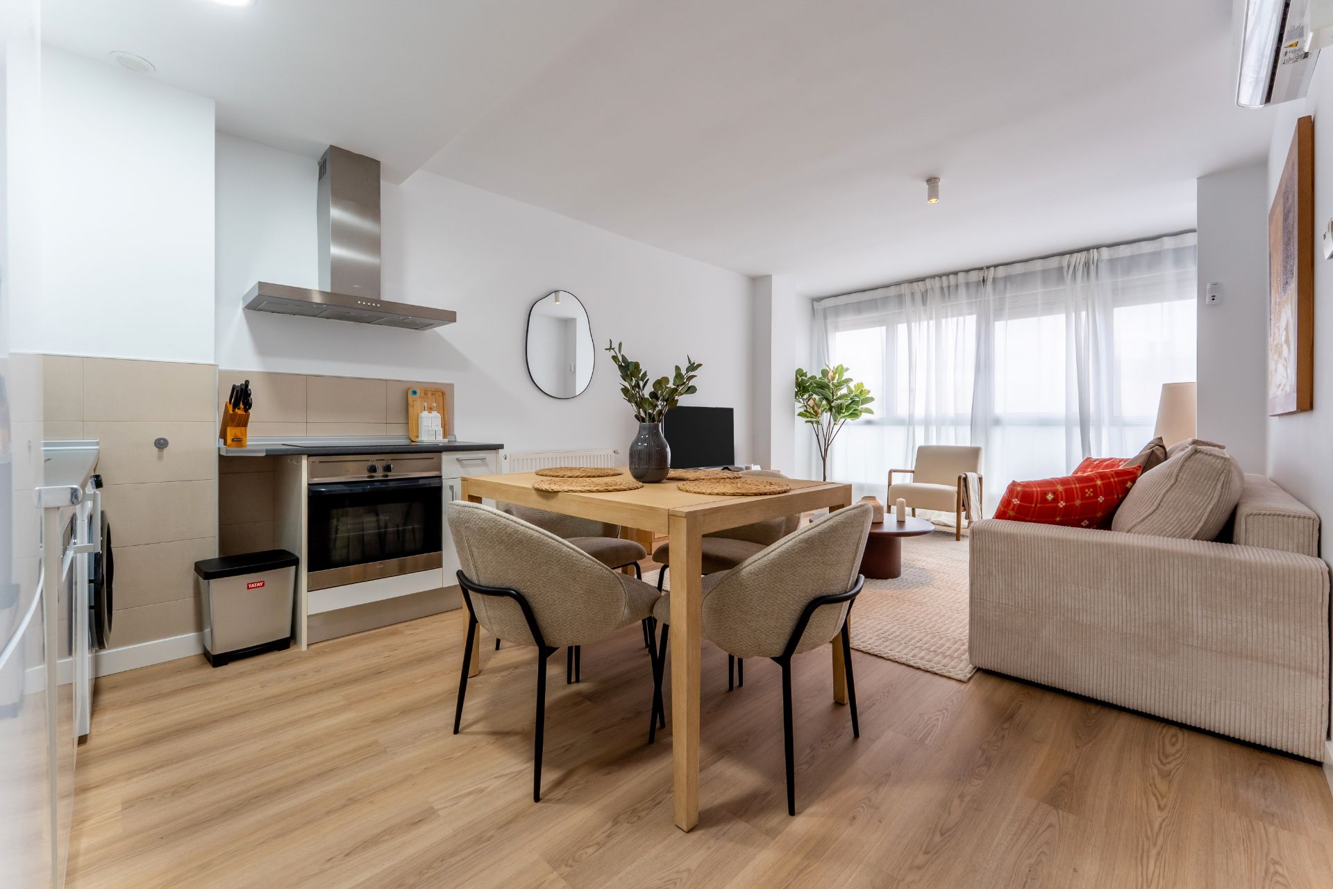 Sala d'estar de Pis de lloguer en Torrejón de Ardoz amb Aire condicionat, Calefacció i Traster