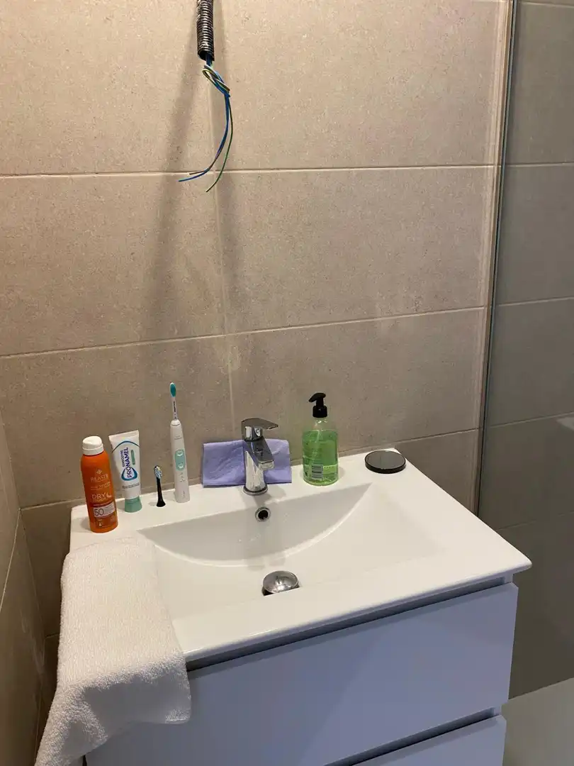 Baño de Piso de alquiler en Sant Joan d'Alacant con Aire acondicionado, Terraza y Trastero