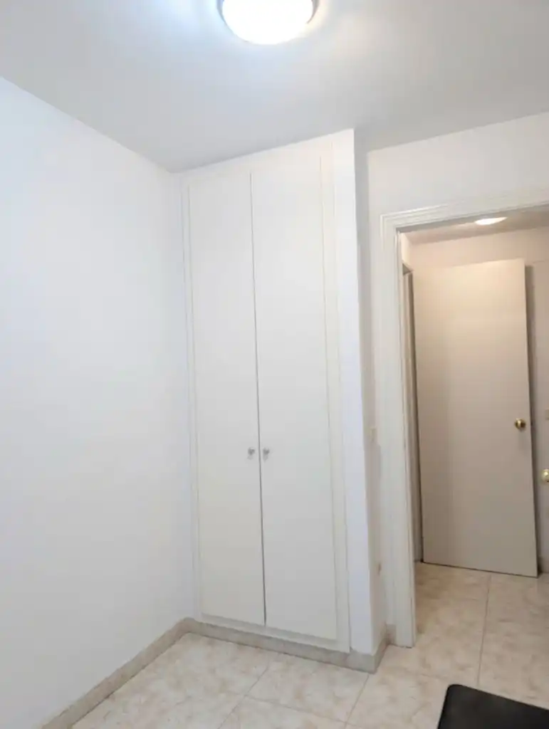 Flat for sale in Carrer Sant Hipòlit, imagen 17