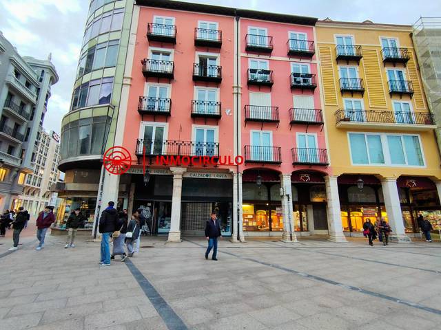 Oficina en Alquiler en Casco Antiguo