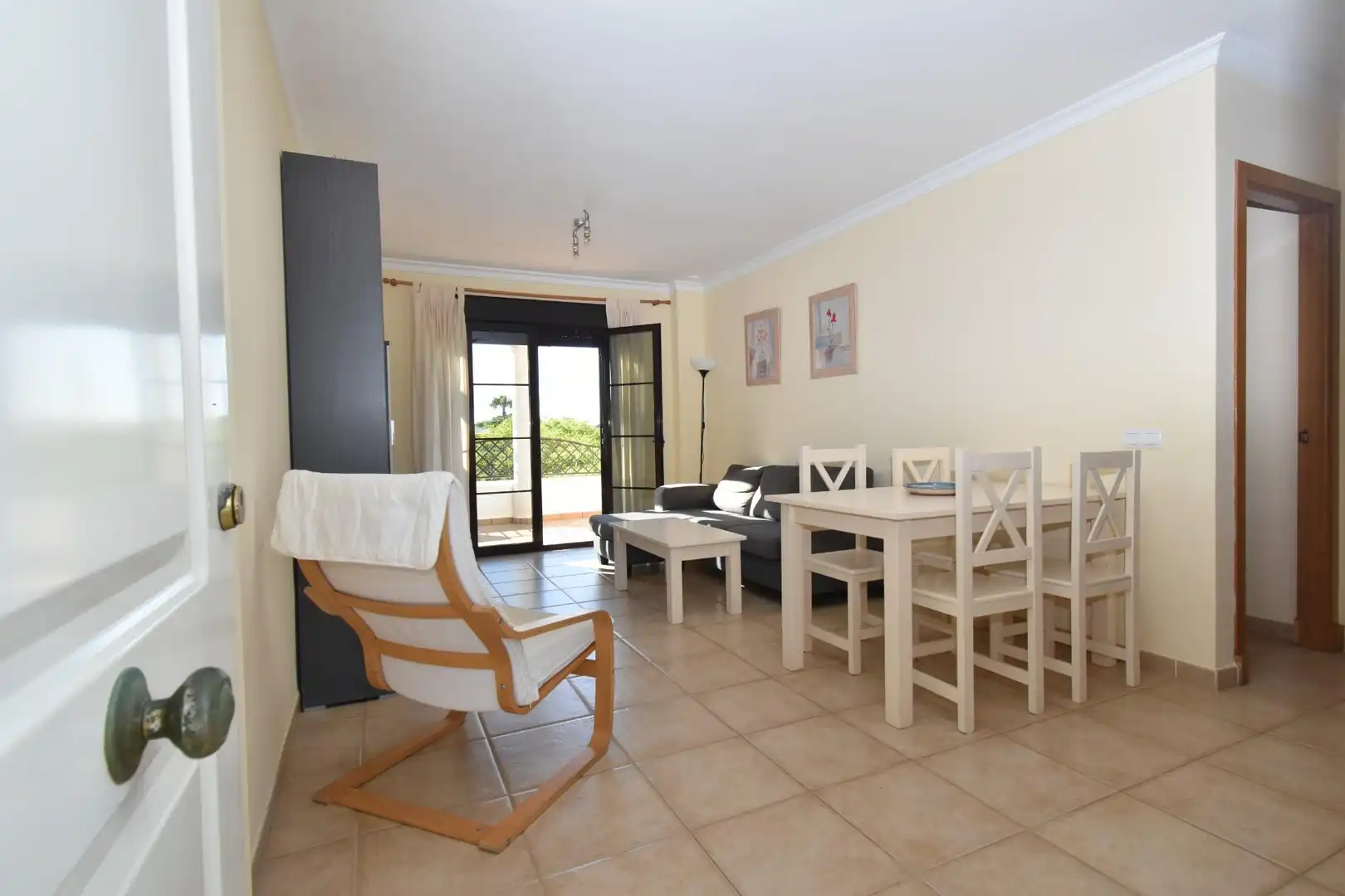 Sala de estar de Ático en venta en Chiclana de la Frontera con Jardín privado, Terraza y Amueblado