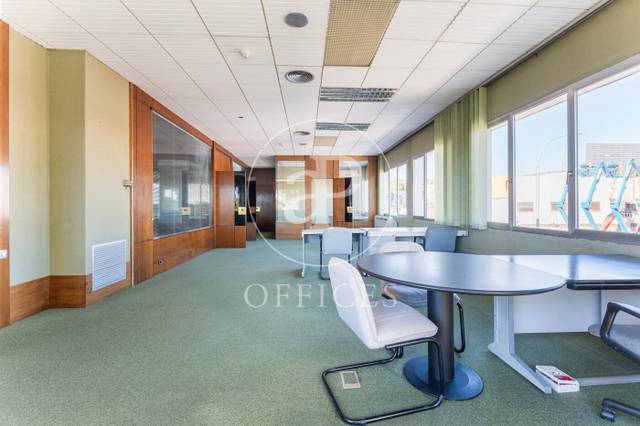 Oficina en Alquiler en Poble Sec