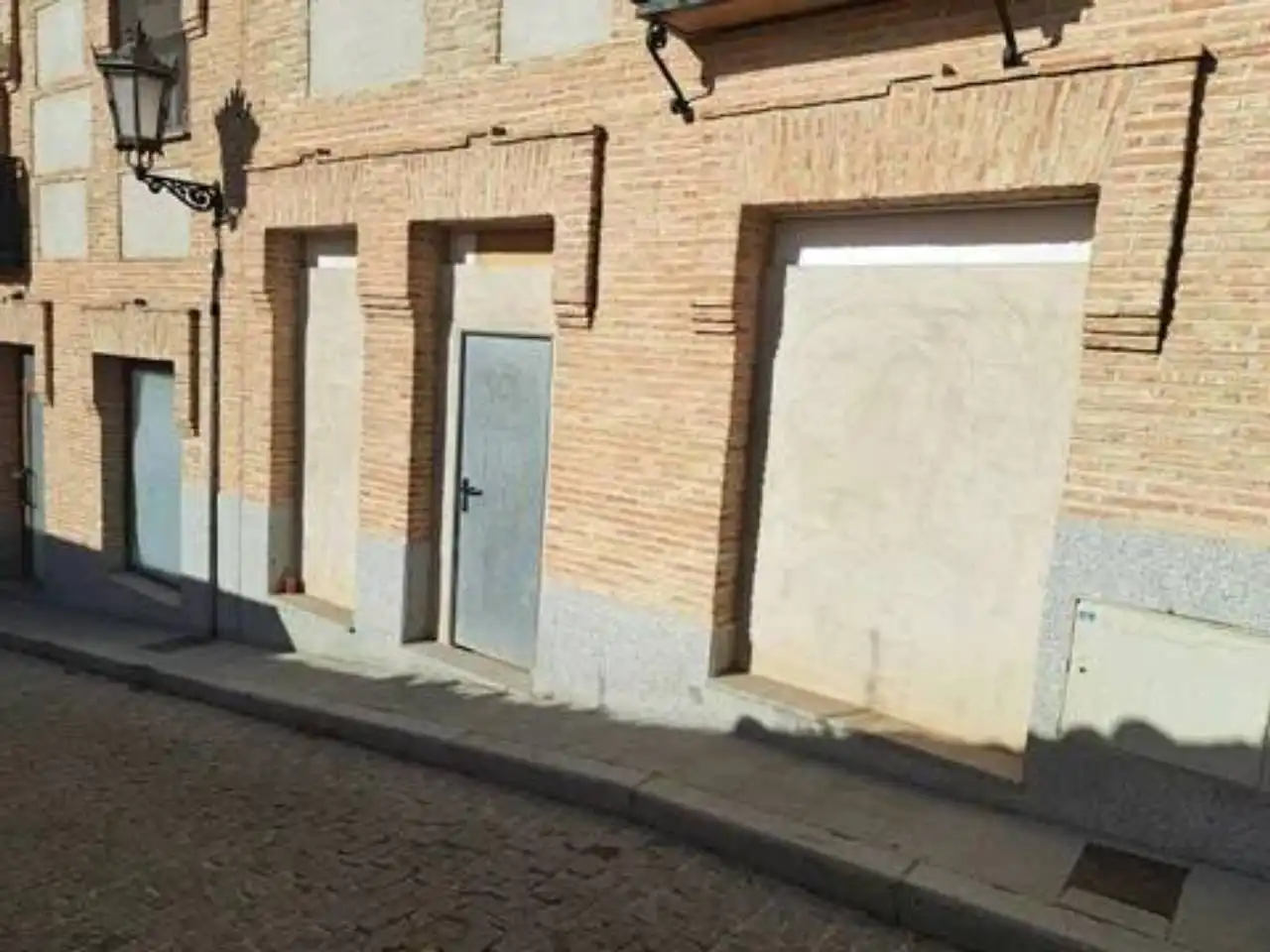 Vista exterior de Local de alquiler en Navalcarnero