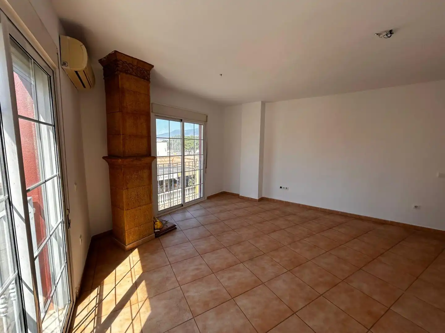 Sala de estar de Piso en venta en Roquetas de Mar