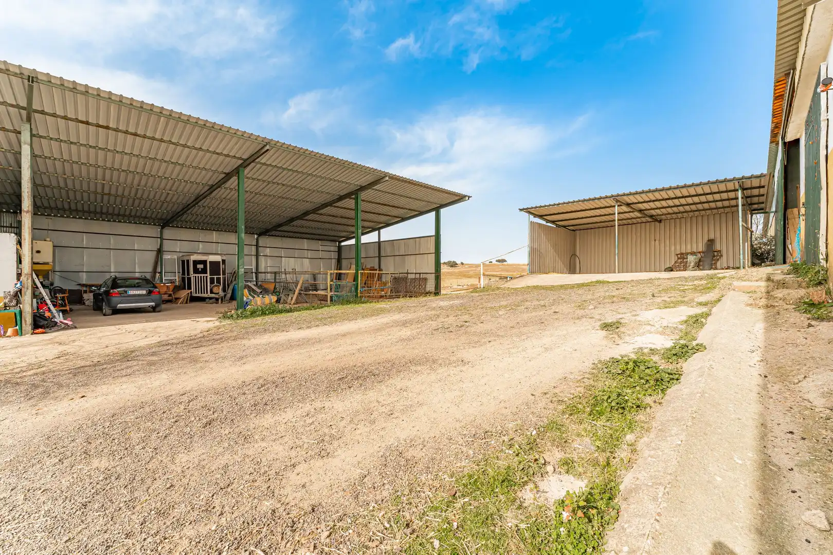 Außenansicht von Country house zum Verkauf in Toledo mit Privatgarten, Terrasse und Abstellraum