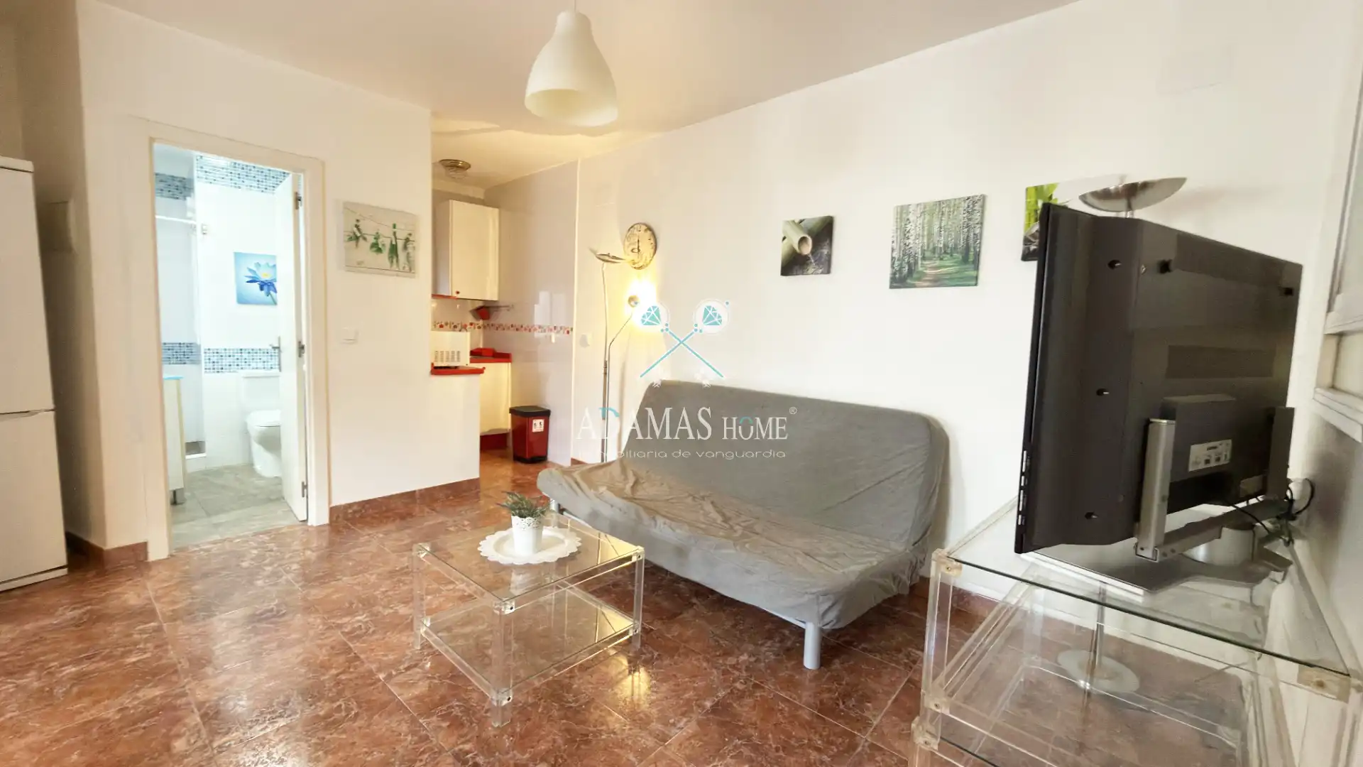 Exterior view of Apartments for sale in Sevilla  with Air Conditioner, Heating and Furnished