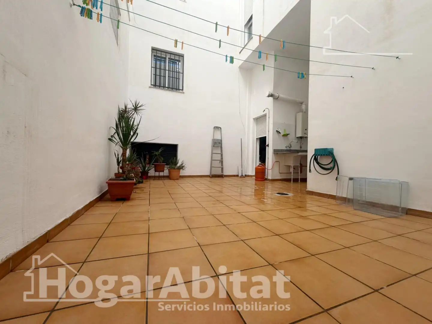 Exterior view of Flat for sale in Benaguasil  with Air Conditioner, Heating and Terrace