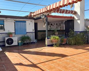 Vista exterior de Casa adosada en venda en  Córdoba Capital amb Aire condicionat, Calefacció i Terrassa