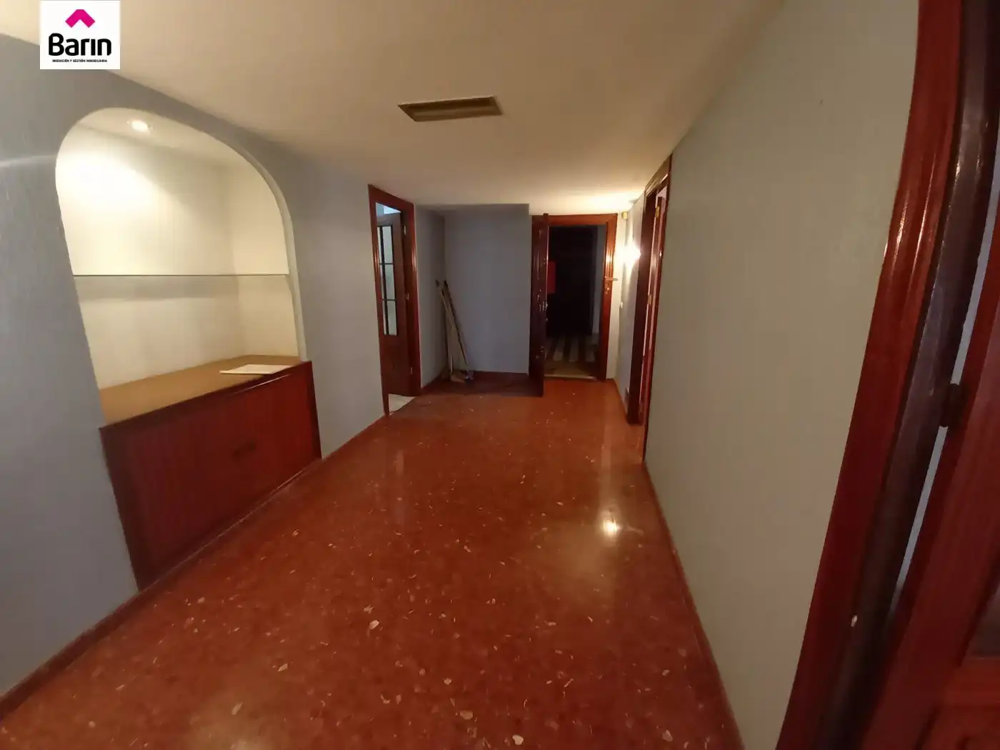 Wohnung zum Verkauf in Córdoba mit Klimaanlage, Terrasse und Abstellraum