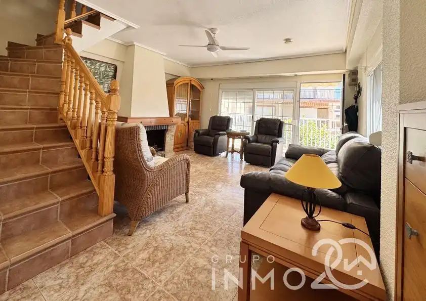 Vista exterior de Casa adosada en venta en Sueca con Aire acondicionado, Calefacción y Jardín privado
