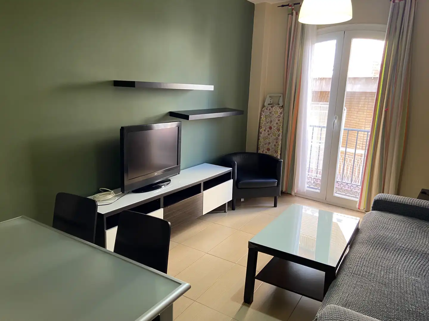 Living room of Flat for rent in Granada  with Heating, Furnished and Oven