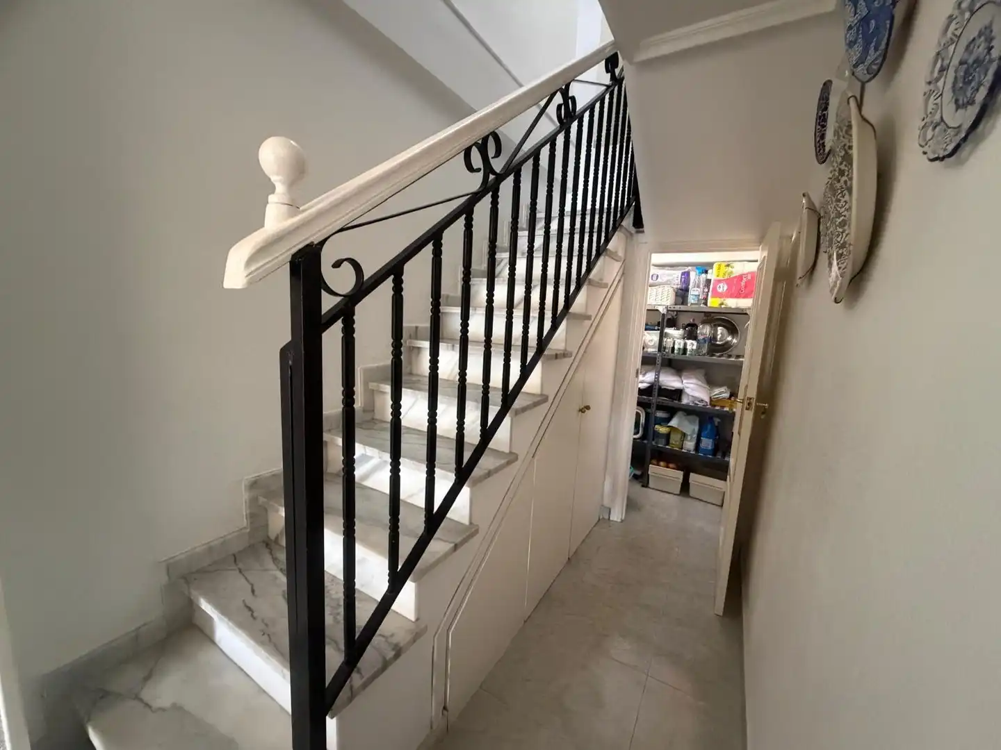 Wohnung zum Verkauf in Águilas mit Terrasse, Abstellraum und Möbliert