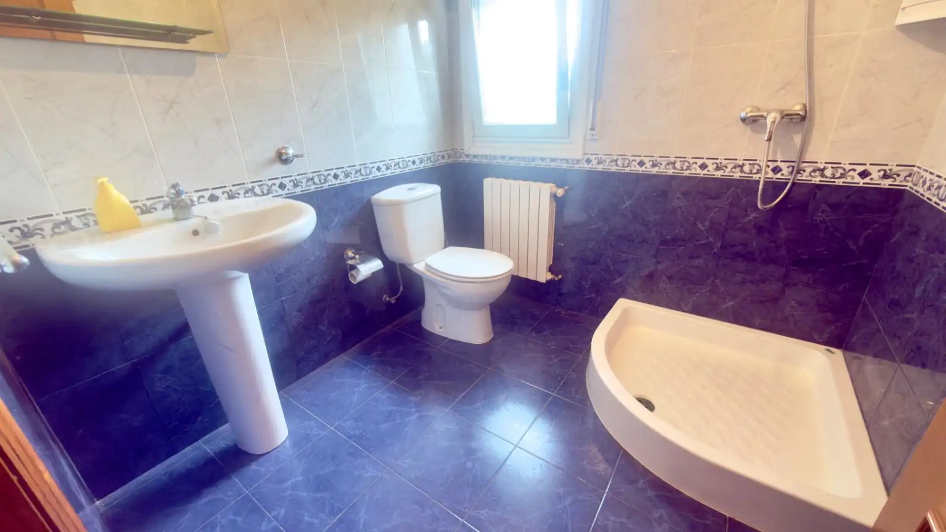 Baño de Casa o chalet en venta en A Peroxa  con Calefacción, Jardín privado y Terraza