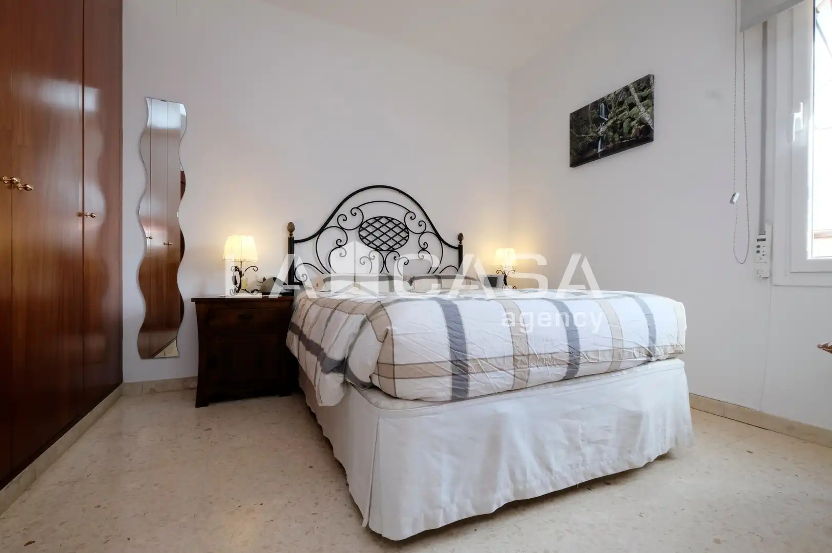 Habitación de Piso en venta en Barcelona con Balcón