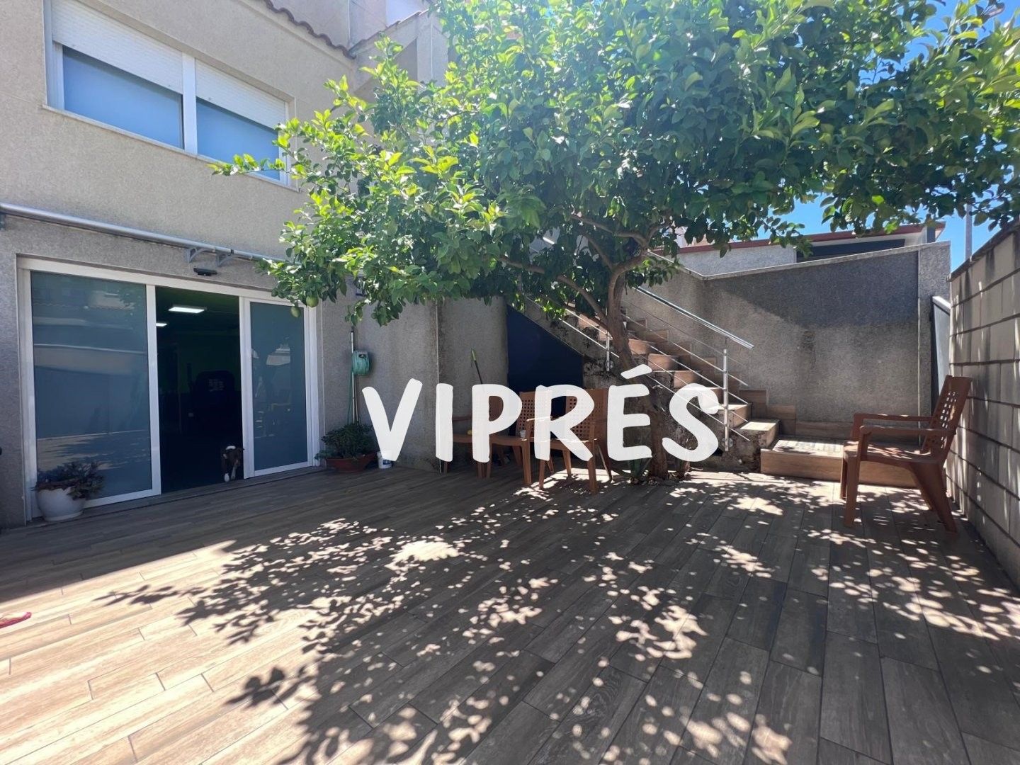 Vista exterior de Casa adosada en venta en Cáceres Capital con Aire acondicionado, Calefacción y Terraza