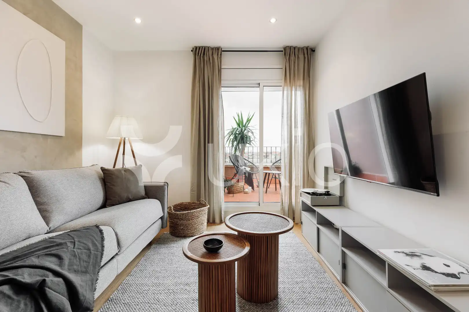 Sala de estar de Apartamento de alquiler en Barcelona con Aire acondicionado, Calefacción y Terraza