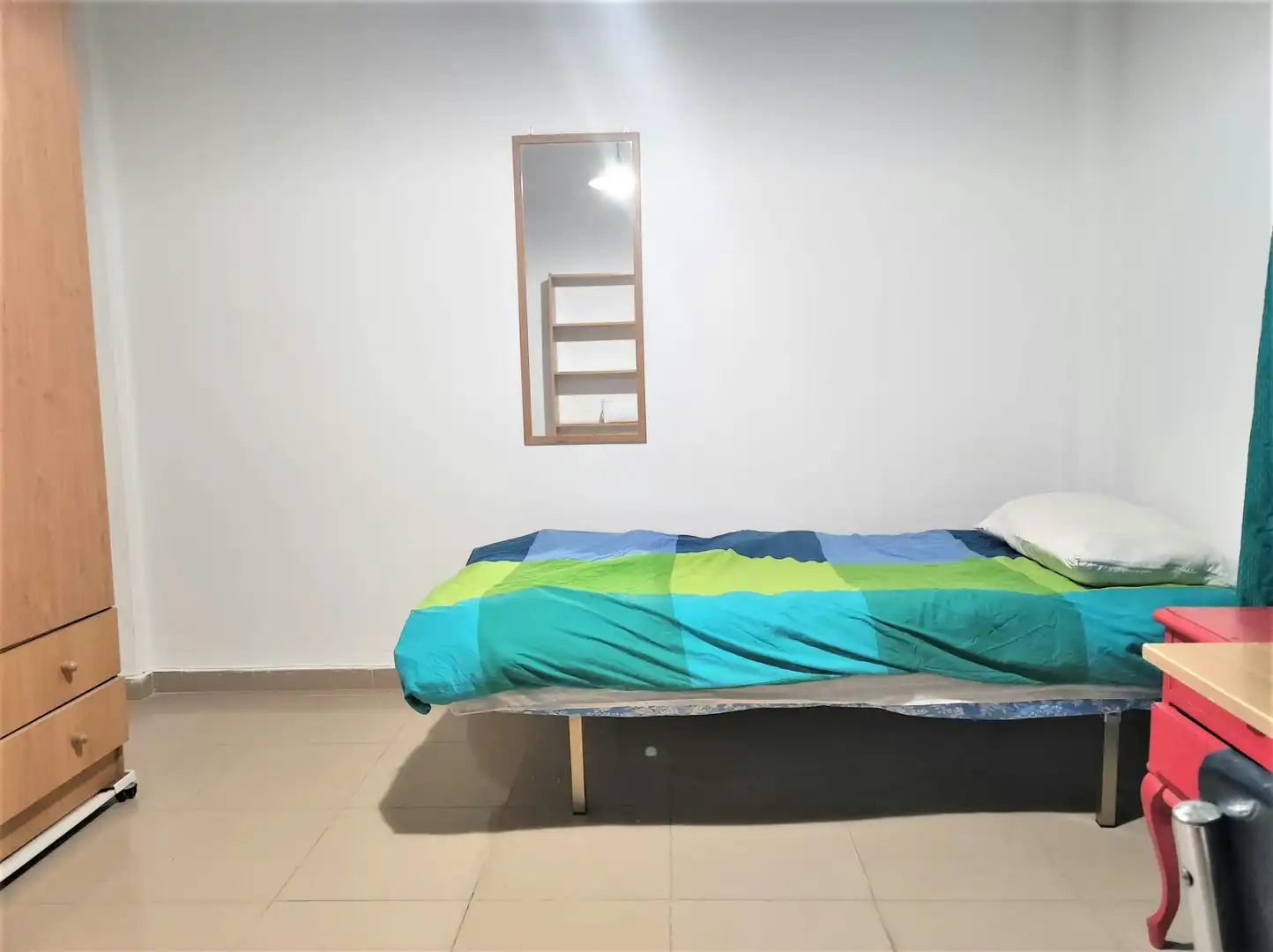 Bedroom of Flat for share in  Sevilla Capital  with Furnished and Washing machine