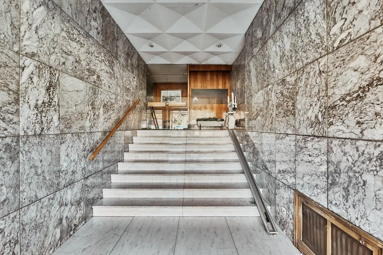 Apartament en venda en Madrid amb Calefacció, Terrassa i Moblat