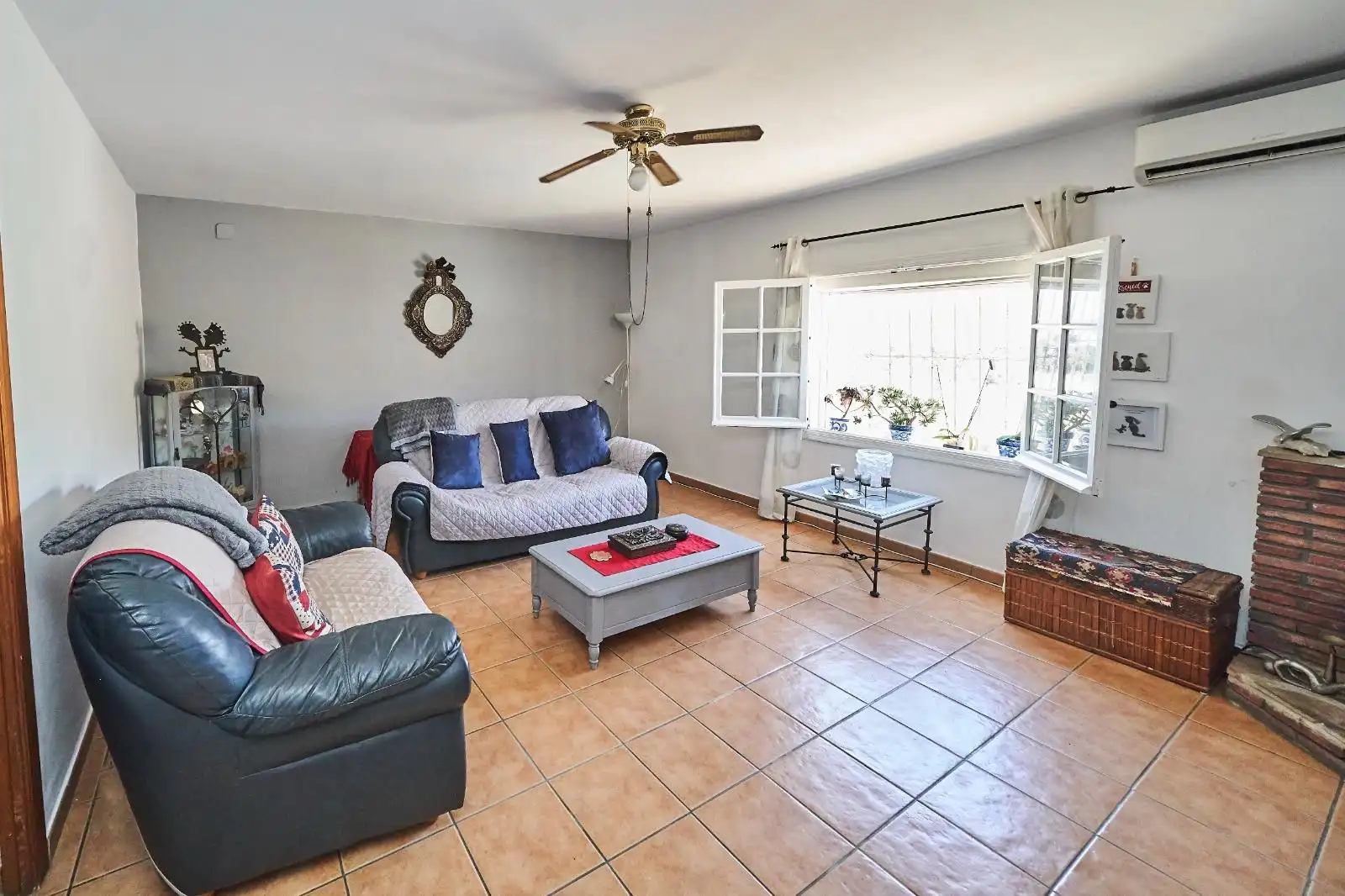 Living room of Houses for sale in Torrox  with Air Conditioner, Private garden and Terrace