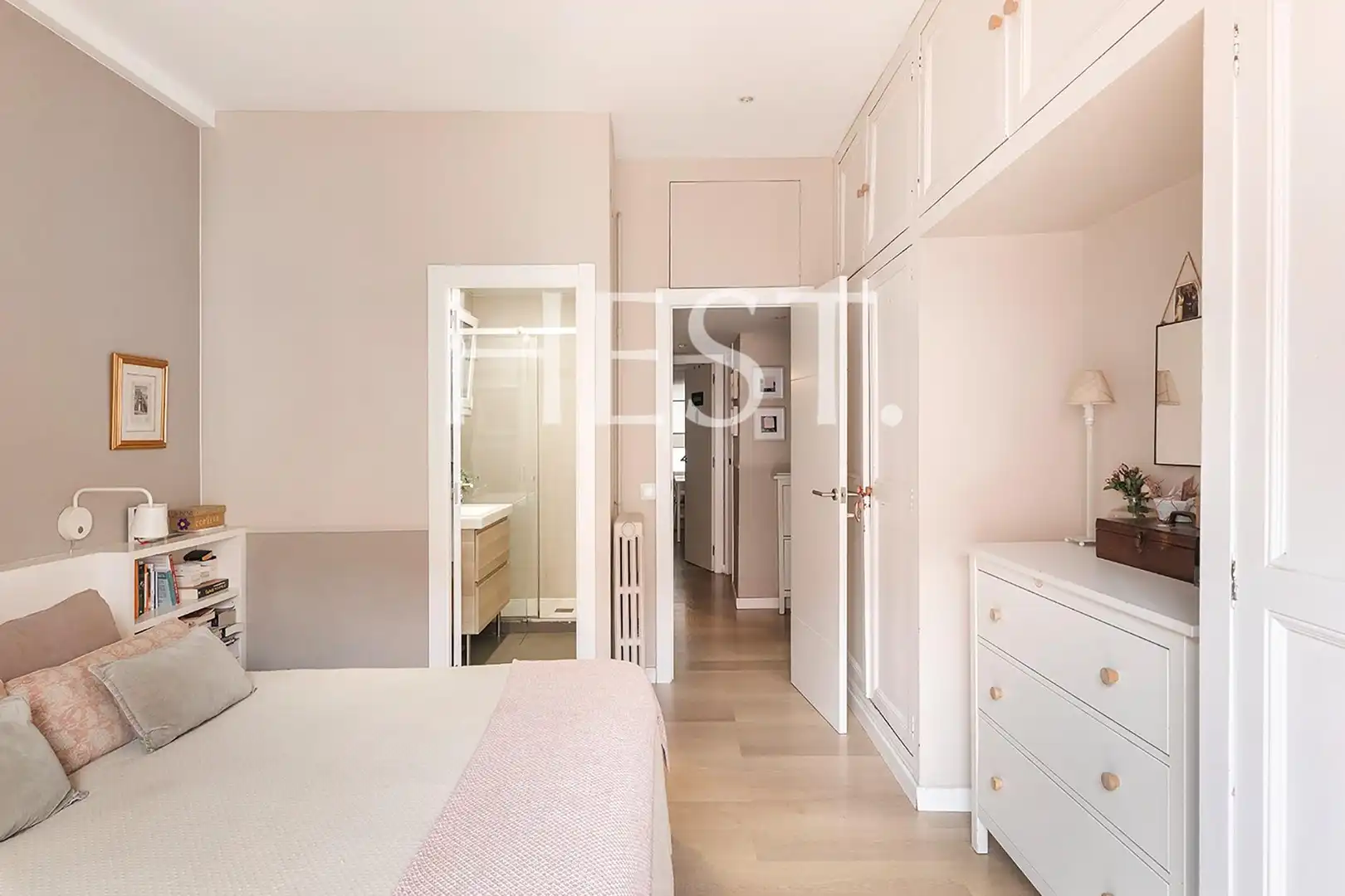 Habitación de Piso en venta en Barcelona con Calefacción, Parquet y Trastero