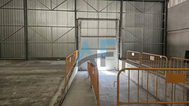 Local comercial en Alquiler en Rúa dos Tecelans en Ventiun