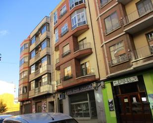 Vista exterior de Pis en venda en Aranda de Duero amb Terrassa i Balcó