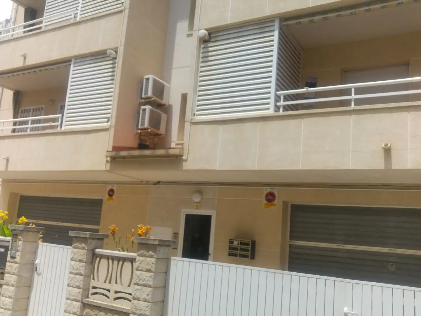 Vista exterior de Piso en venta en Cunit con Terraza y Trastero
