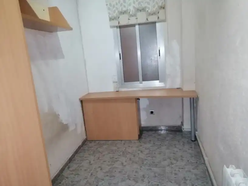 Habitación de Piso en venta en Barcelona con Calefacción, Balcón y Alarma
