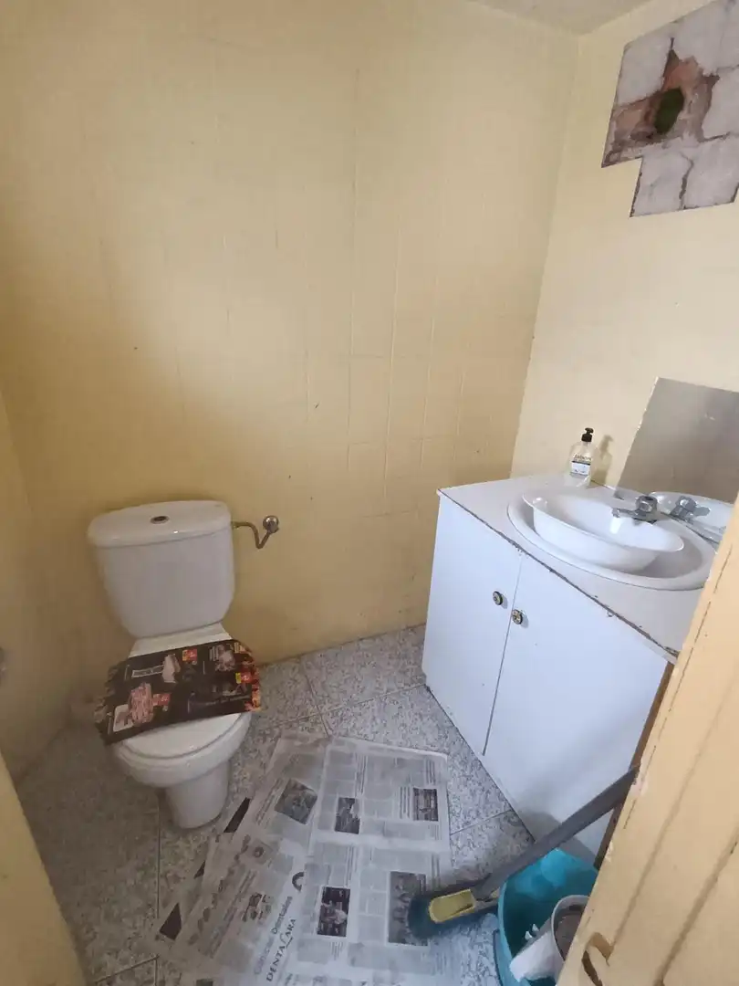 Bathroom of Buildings for sale in Ourense Capital 